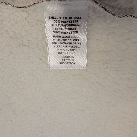 NEW Faux Suede Shearing Open Front Layerable Vest - Picture 9 of 10